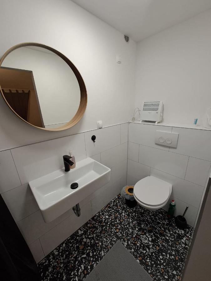 Soba Dvori Apartment Zapresic Luaran gambar