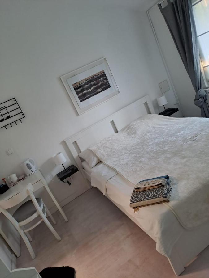 Soba Dvori Apartment Zapresic Luaran gambar