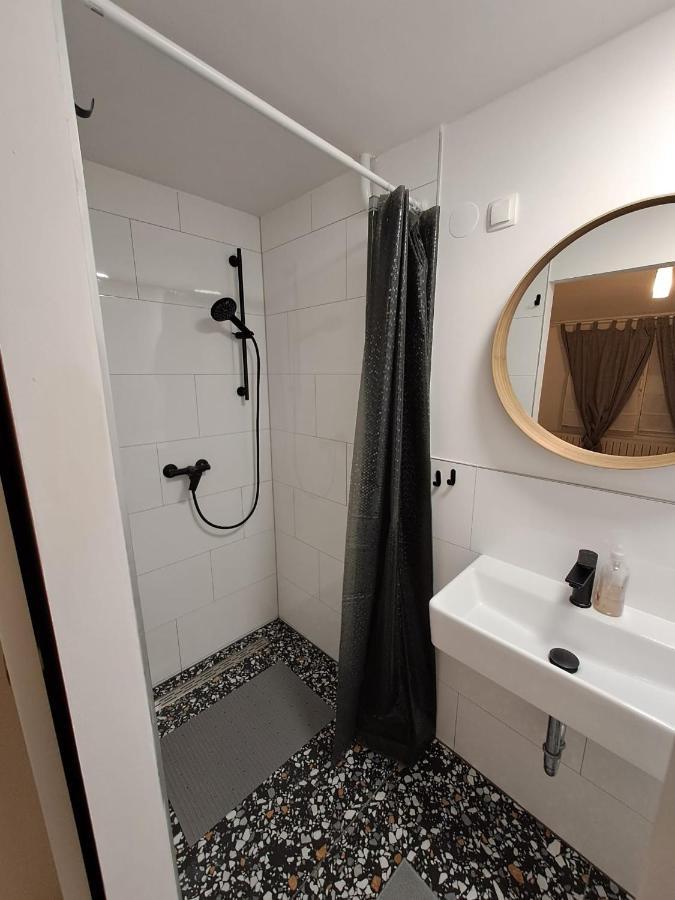 Soba Dvori Apartment Zapresic Luaran gambar